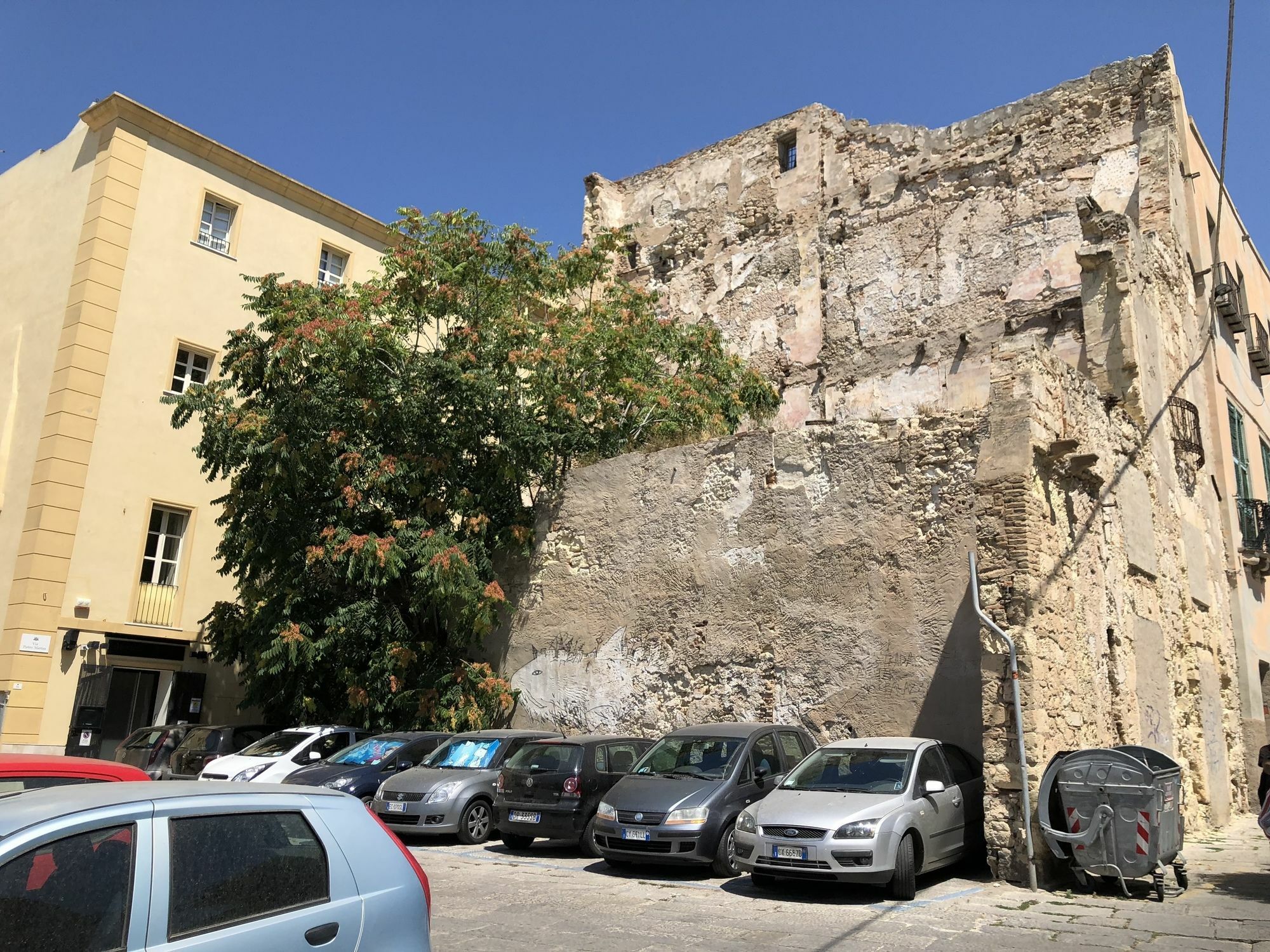 Martini Rooms Castello Cagliari Exterior foto